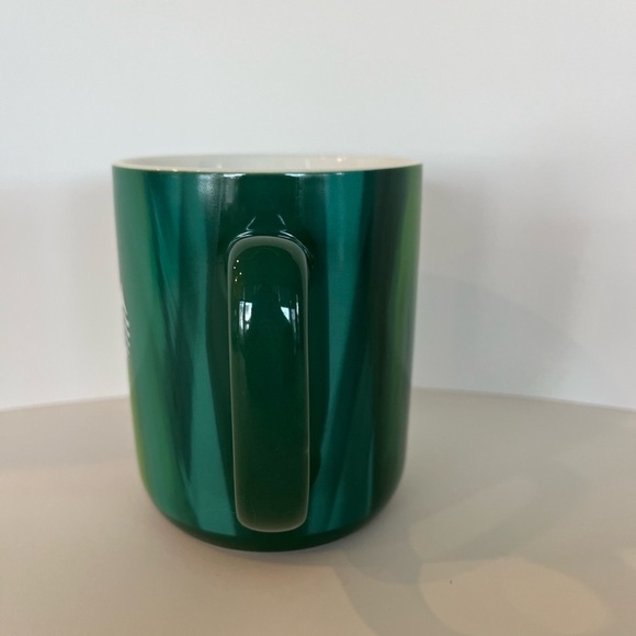 Starbucks 2022 15oz. Emerald Green Marbled Mug - Picture 5 of 7